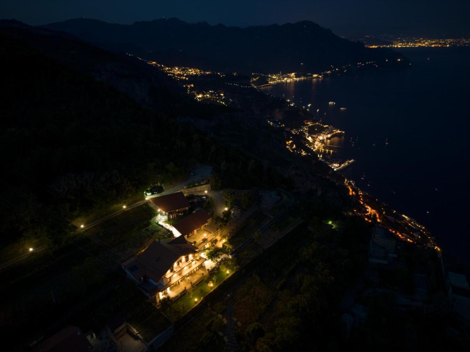 Agriturismo Punta San Lazzaro Аджерола Экстерьер фото